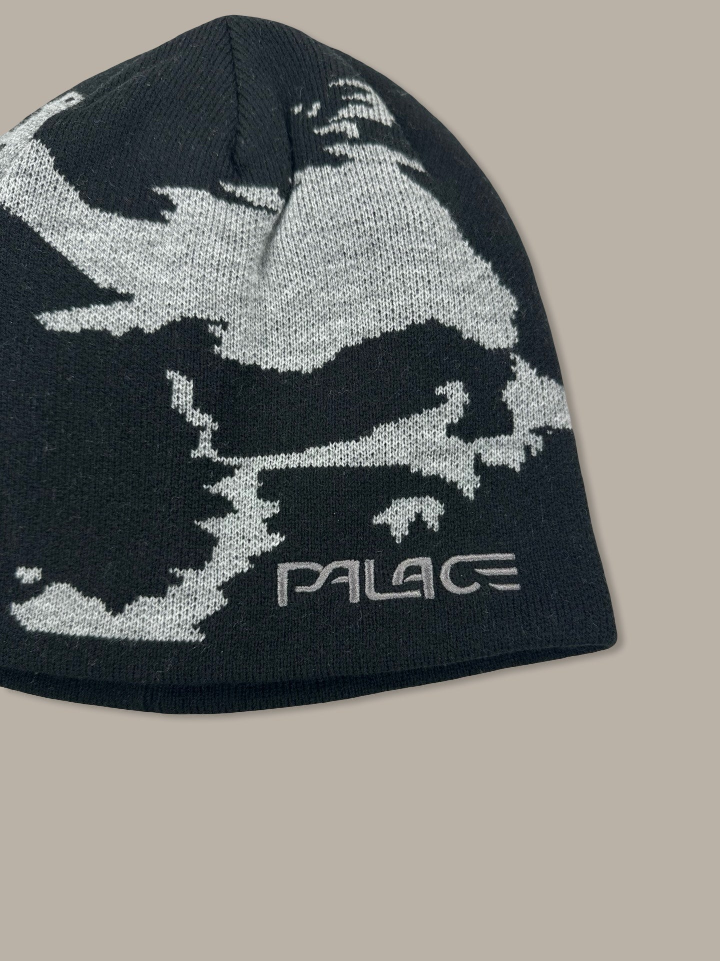 Oakley x Palace Skull Beanie Nero OS
