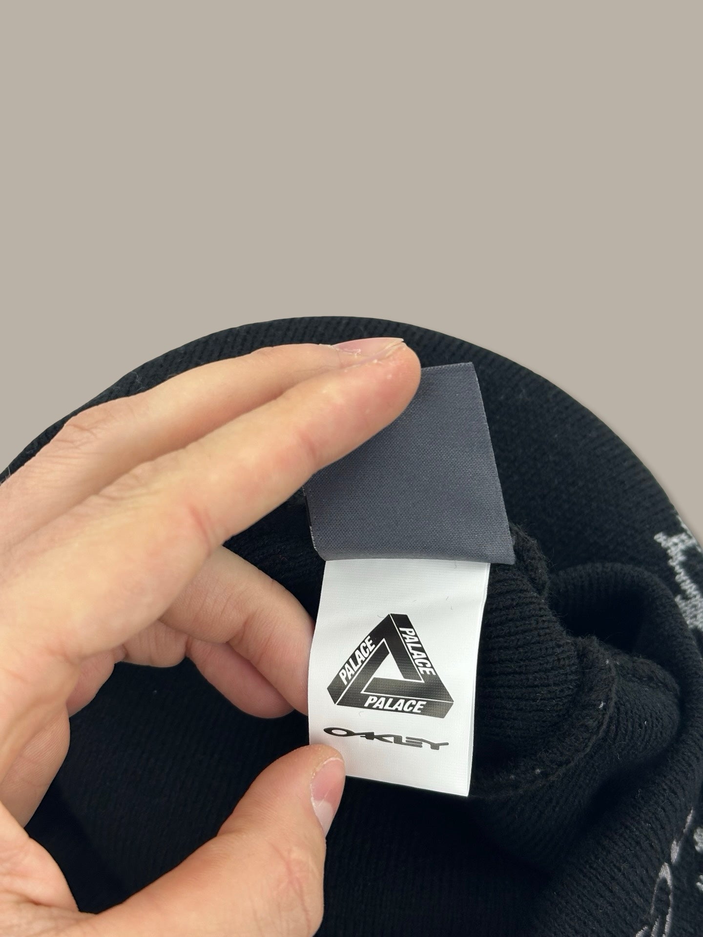 Oakley x Palace Skull Beanie Nero OS
